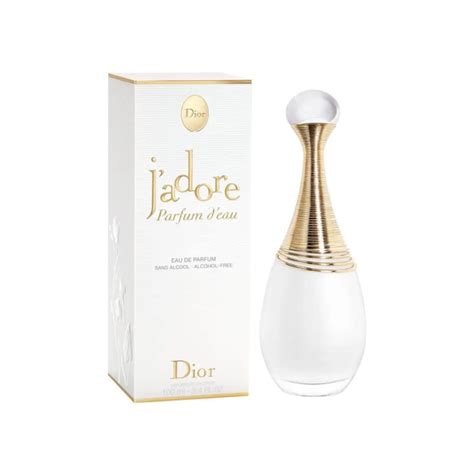 donna bionda dior jadore|J'adore Parfum d'Eau Dior for women .